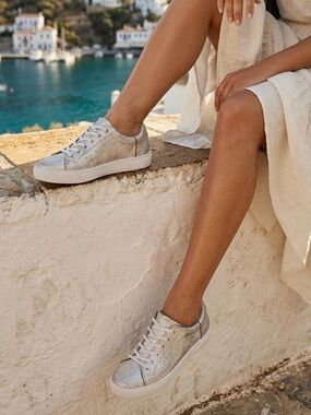 Toms Leather Silver Metallic Sneakers